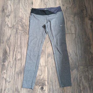 2/$15 ✨Nike Dri-Fit Running Tights
